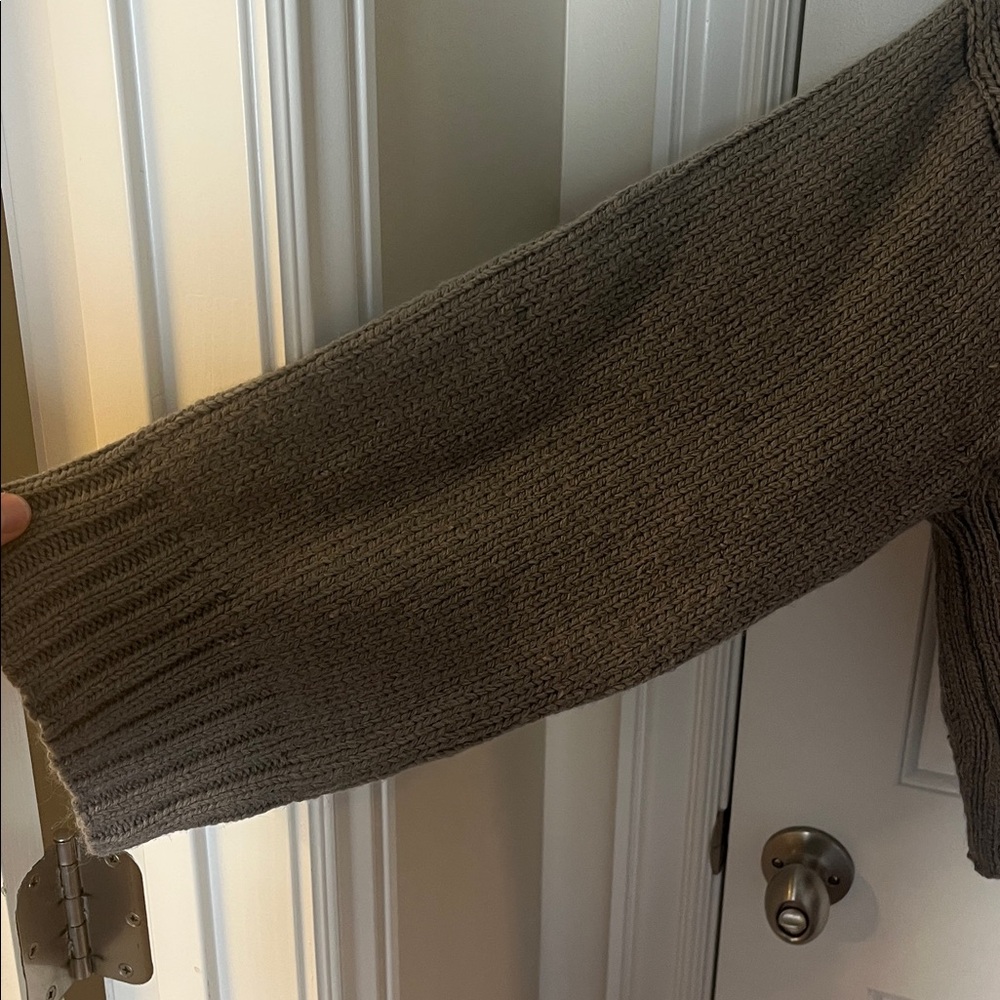 Grey button sweater from ASOS - Picture 4 of 9